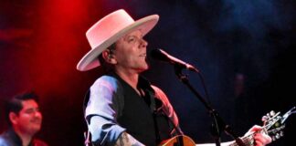 Kiefer Sutherland