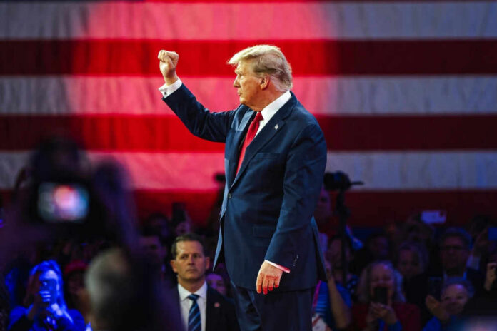 shutterstock24300674391jpg Donald Trump